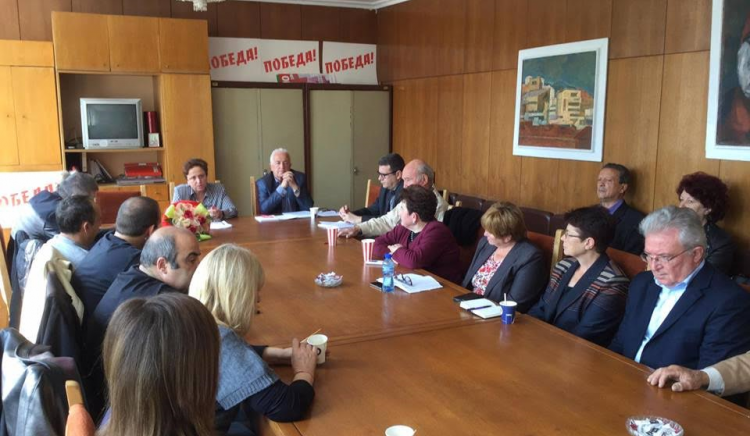 Дора Янкова инициира откриването на приемна за трудовите проблеми на жителите на област Смолян